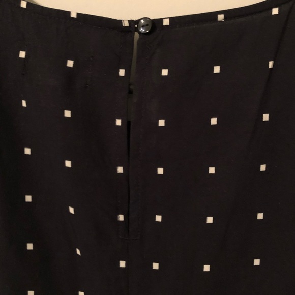 Old Navy Short Sleeved Black Dress - Picture 6 of 6